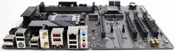 GIGABYTE B650 UD AC Mainboard AM5 DDR5 B650 ATX WiFi 5 OHNE Zubehör