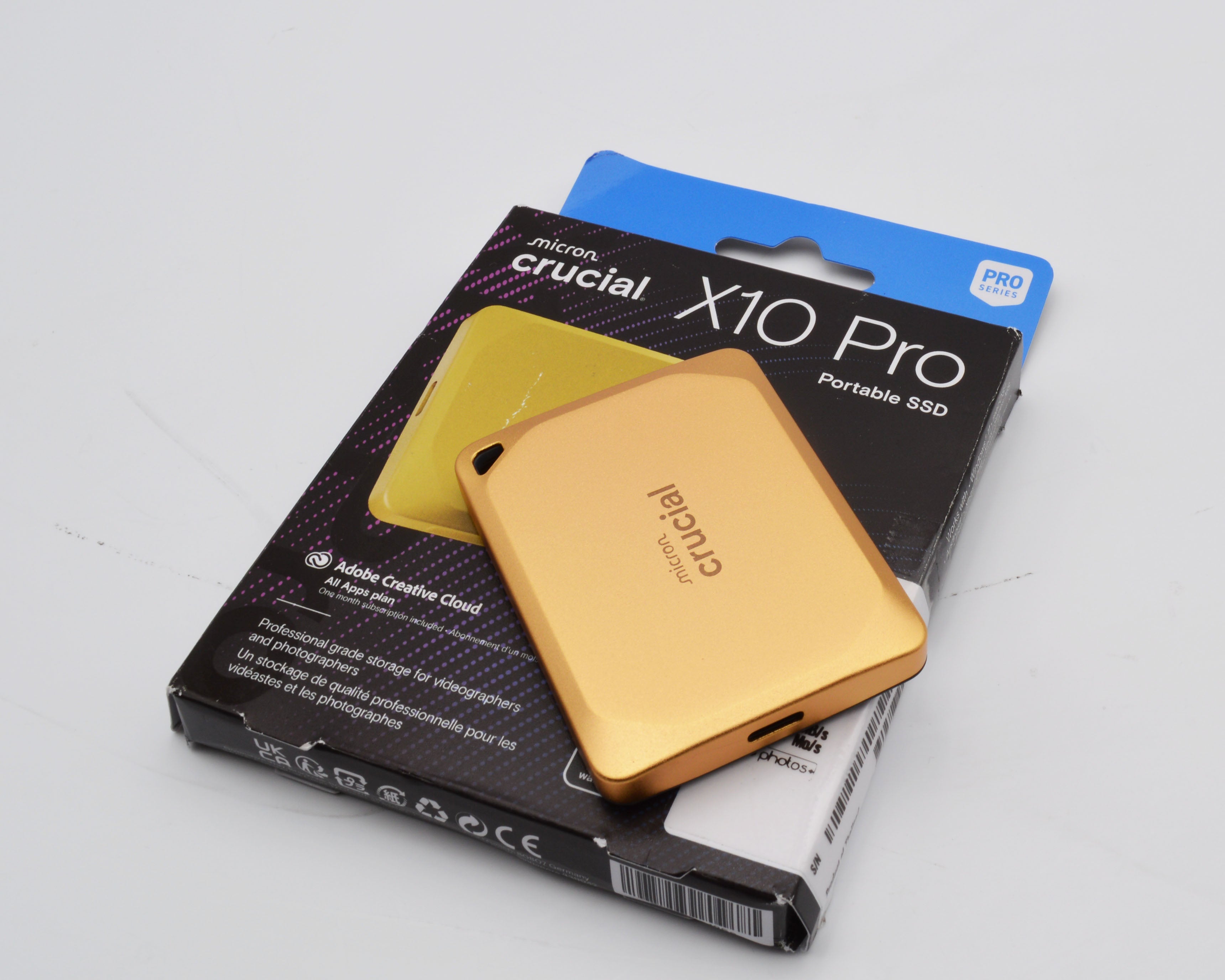 Crucial X10 Pro 4TB Externe SSD Festplatte 2.100MB/s Lesen USB-C 3.2 Gold